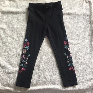 3/$15 H&M Girls Black Pants with Flower design